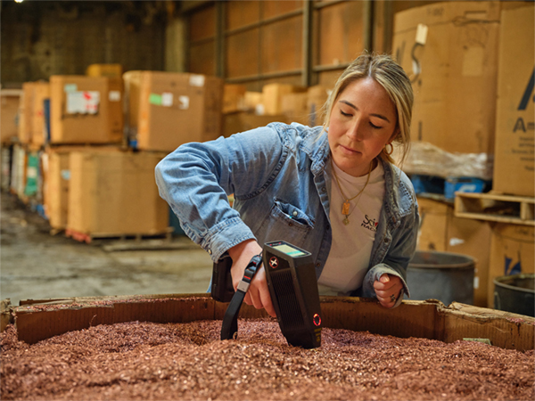 手持式合金分析儀 手持式合金分析儀